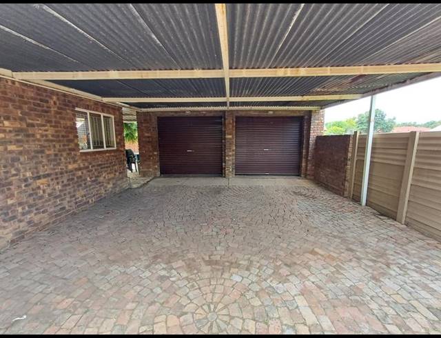 3 BEDROOM HOUSE FOR SALE IN THERESA PARK